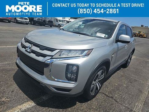 Used 2025 Mitsubishi Outlander Sport ES AWD/4WD image 1