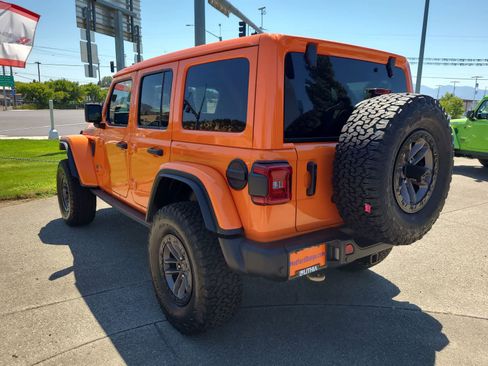 New 2025 Jeep Wrangler Unlimited Rubicon 392 image 12