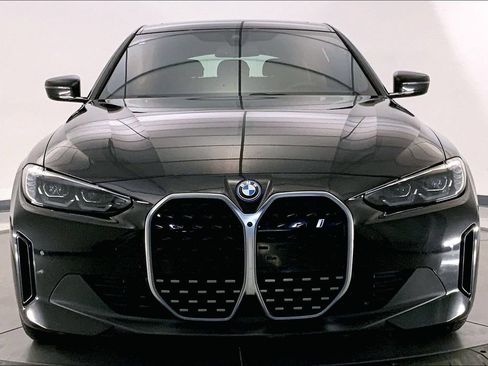 Used 2023 BMW i4 eDrive35 w/ Premium Package RWD image 2