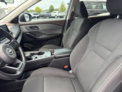 Certified 2023 Nissan Rogue S FWD image 5