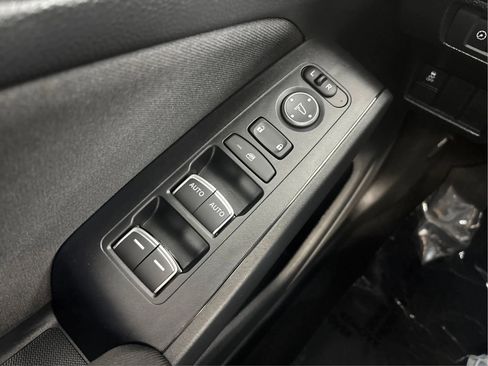 Used 2025 Honda Civic Sport image 41