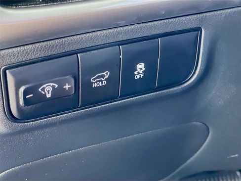 Certified 2025 Hyundai Tucson SEL AWD/4WD image 12