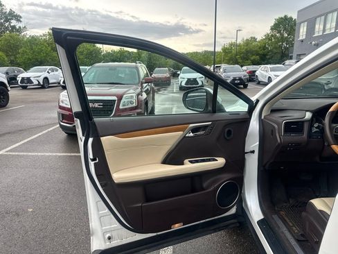 Used 2018 Lexus RX 350 AWD w/ Premium Package image 16