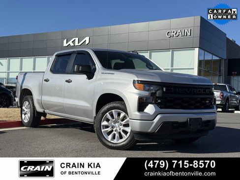 Used 2022 Chevrolet Silverado 1500 Custom image 1