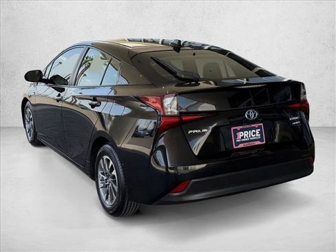 Used 2019 Toyota Prius Limited w/ Premium Convenience Package FWD image 3