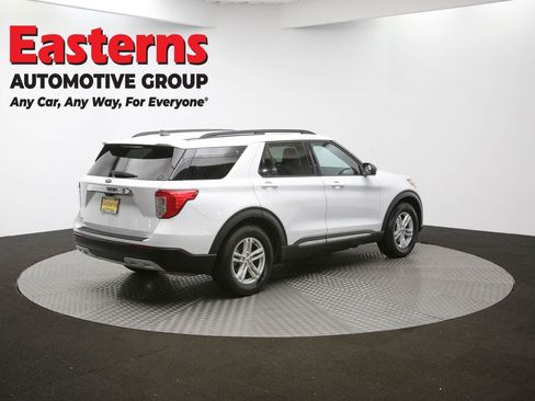 Used 2023 Ford Explorer XLT w/ Equipment Group 202A image 40