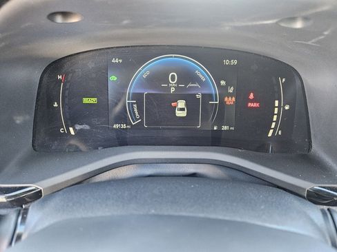 Used 2025 Toyota Camry LE image 28