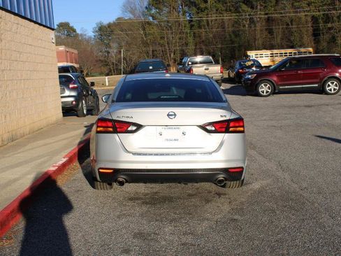 Used 2021 Nissan Altima 2.5 SR image 5