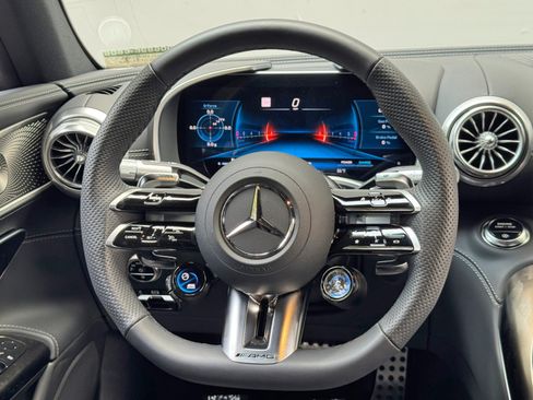 Used 2025 Mercedes-Benz AMG GT 43 image 23