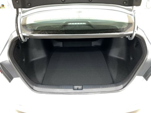 New 2026 Honda Accord LX image 9