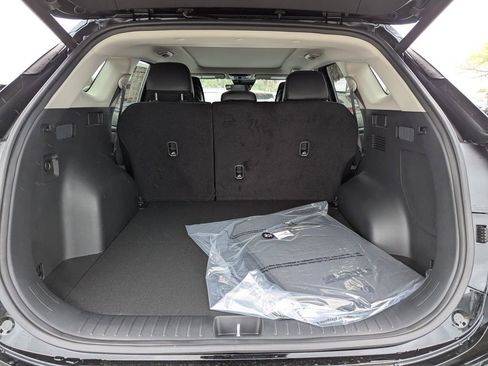 New 2026 Kia Sportage SX image 10