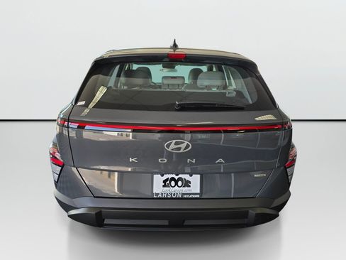 New 2026 Hyundai Kona SE AWD/4WD image 4