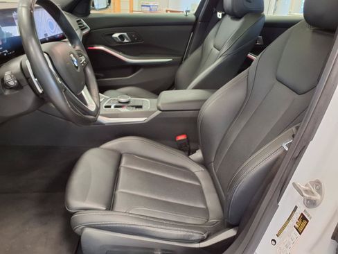 Used 2024 BMW 330i Sedan w/ Convenience Package RWD image 24