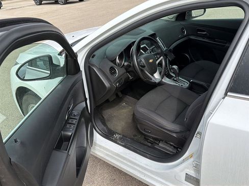 Used 2014 Chevrolet Cruze LT w/ All-Star Edition image 4