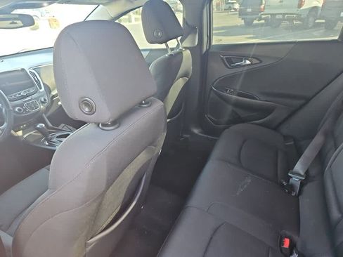 Used 2020 Chevrolet Malibu LT image 11