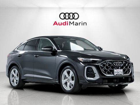 Used 2025 Audi Q5 Prestige w/ 20" Wheel Package AWD/4WD image 7