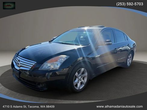 Used 2008 Nissan Altima 3.5 SL w/ Technology Pkg image 3