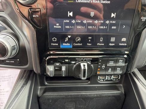 Used 2022 RAM 1500 Limited AWD/4WD image 13