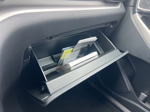 Certified 2023 Ford Explorer XLT w/ Class IV Trailer Tow Package image 17