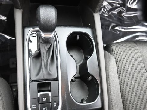 Used 2020 Hyundai Santa Fe SEL image 19