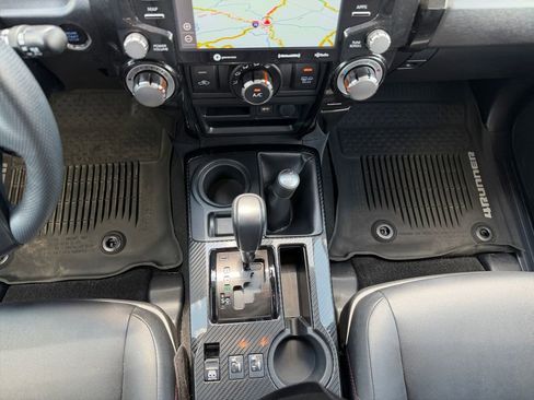 Used 2020 Toyota 4Runner Venture w/ Moonroof Package AWD/4WD image 28