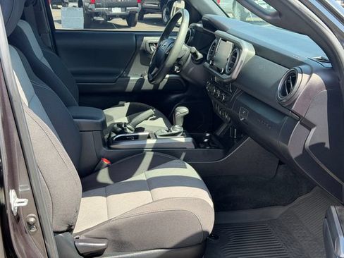 Used 2023 Toyota Tacoma TRD Off-Road AWD/4WD image 19