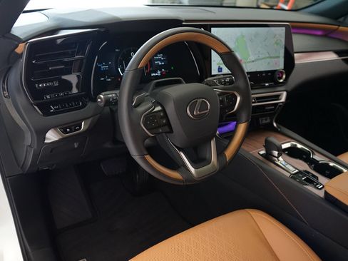 Used 2025 Lexus RX 350 Premium Plus w/ Convenience Package FWD image 2