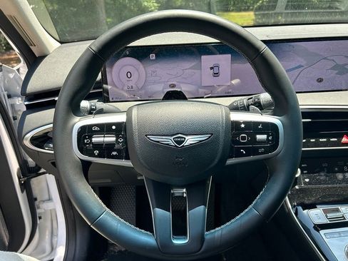 Used 2026 Genesis GV70 2.5T AWD/4WD image 7