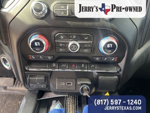 Used 2022 GMC Sierra 1500 AT4 w/ AT4 Preferred Package image 12