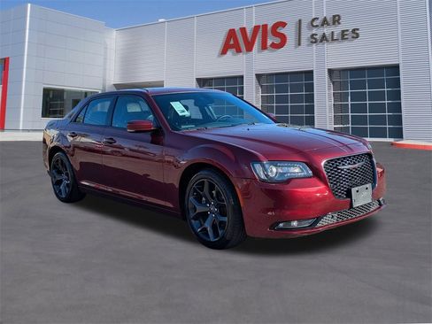 Used 2023 Chrysler 300 S image 3