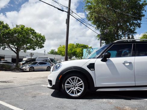 Used 2019 MINI Cooper Countryman image 4