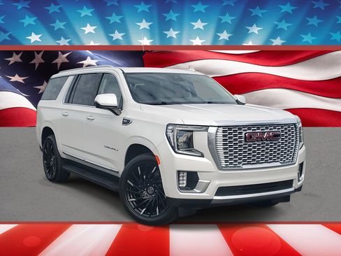 Used 2023 GMC Yukon XL Denali image 1