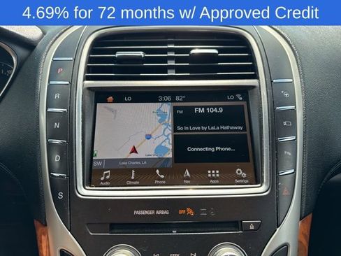 Used 2018 Lincoln MKX Reserve image 11