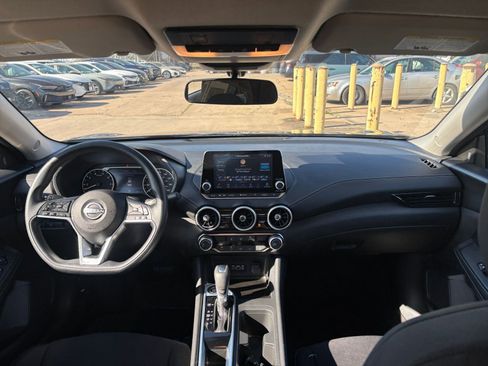 Used 2025 Nissan Sentra SV image 31