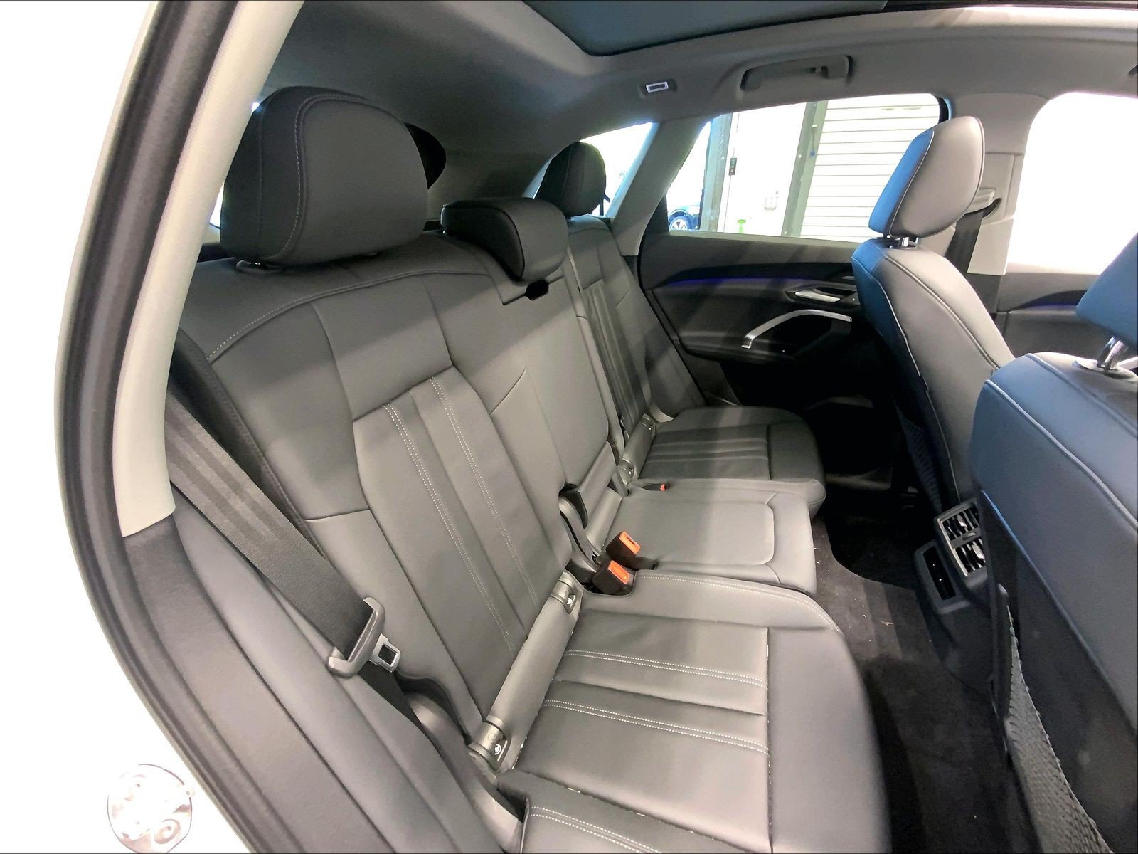 Certified 2025 Audi Q5 Premium Plus w/ Premium Plus AWD/4WD image 18