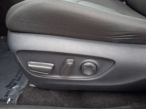 Certified 2025 Toyota RAV4 XLE FWD image 15