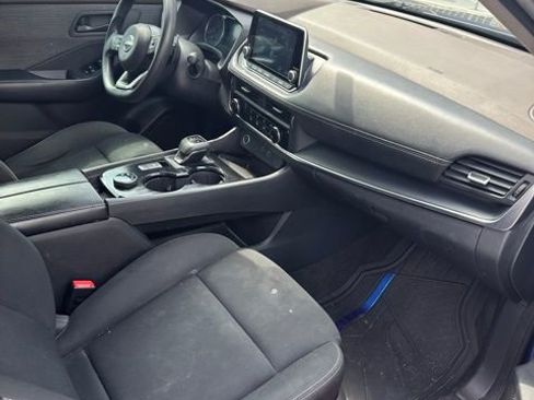 Used 2023 Nissan Rogue S image 24
