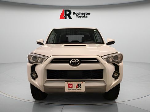 Certified 2021 Toyota 4Runner TRD Off-Road Premium w/ Moonroof Package AWD/4WD image 2