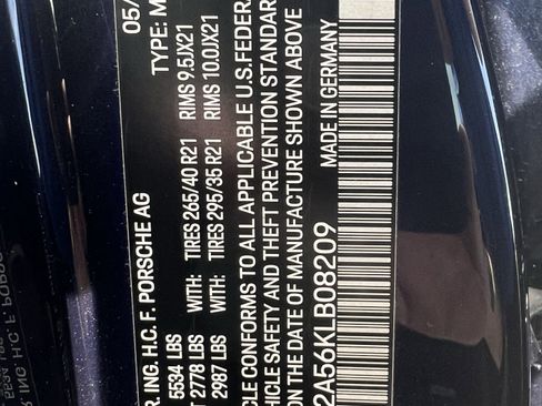 Used 2019 Porsche Macan image 37