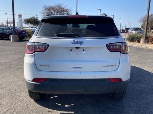 Used 2025 Jeep Compass Limited image 6