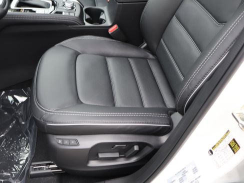 New 2025 MAZDA CX-5 AWD 2.5 S w/ Premium Plus Pkg image 40