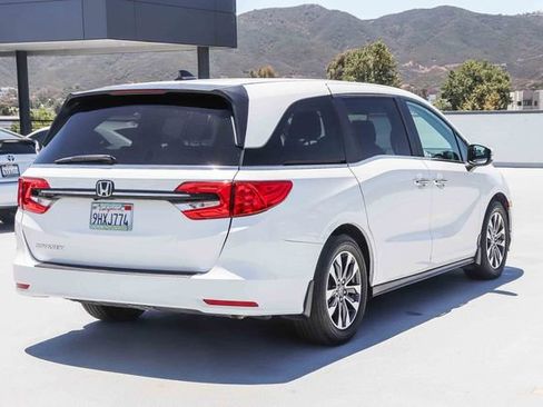 Used 2023 Honda Odyssey EX-L image 7