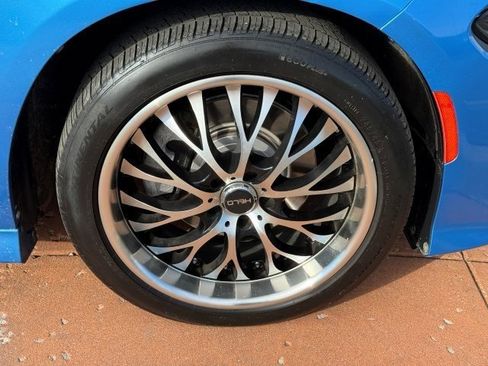 Used 2018 Dodge Charger R/T image 8