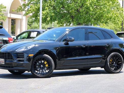 Used 2020 Porsche Macan w/ Premium Package Plus AWD/4WD image 18