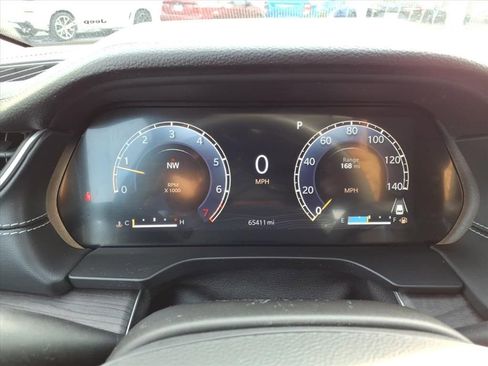 Used 2023 Jeep Grand Cherokee L Limited w/ Black Appearance Package image 29