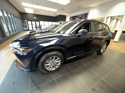 Used 2024 MAZDA CX-5 AWD 2.5 S w/ Select Package image 5