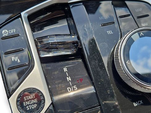 Used 2024 BMW X5 sDrive40i w/ Executive Package image 23