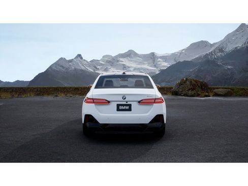 New 2026 BMW 530i image 5
