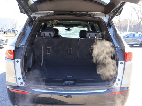 Used 2023 Buick Enclave Essence w/ Experience Buick Package image 19