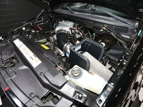 Used 2000 Ford F150 Lightning RWD image 70
